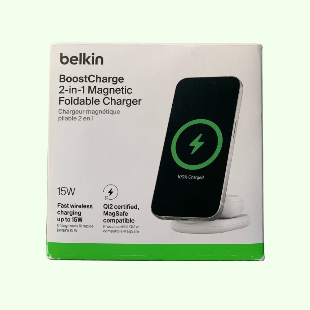 Belkin BoostCharge 2-in-1 Magnetic Foldable Wireless Charge NWT & Sealed
